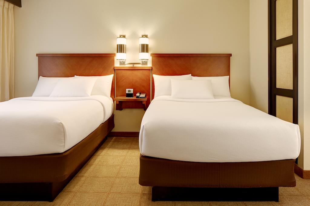 Hyatt Place Phoenix-North Room photo